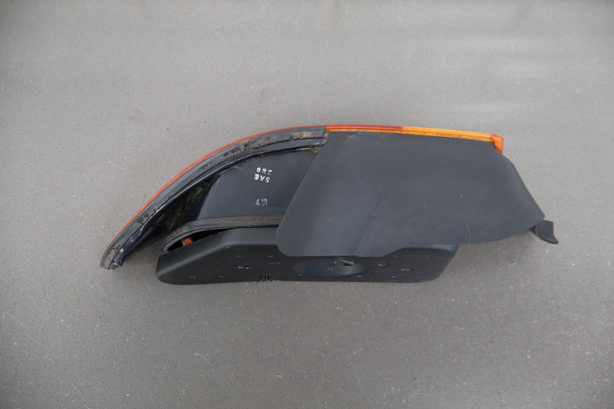1996-1999 BMW Z3 RH Right Tail Light OEM 63218389714