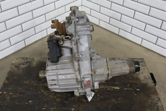 1996 - 1999 GMC Suburban Transfer Case 24228430 OEM