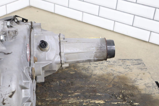 1996 - 1999 GMC Suburban Transfer Case 24228430 OEM