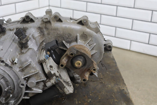 1996 - 1999 GMC Suburban Transfer Case 24228430 OEM