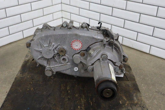 1996 - 1999 GMC Suburban Transfer Case 24228430 OEM