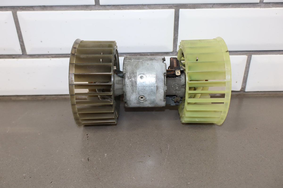 1996-2000 BMW Z3 E36/7 Blower Motor 64-11-1-370-930
