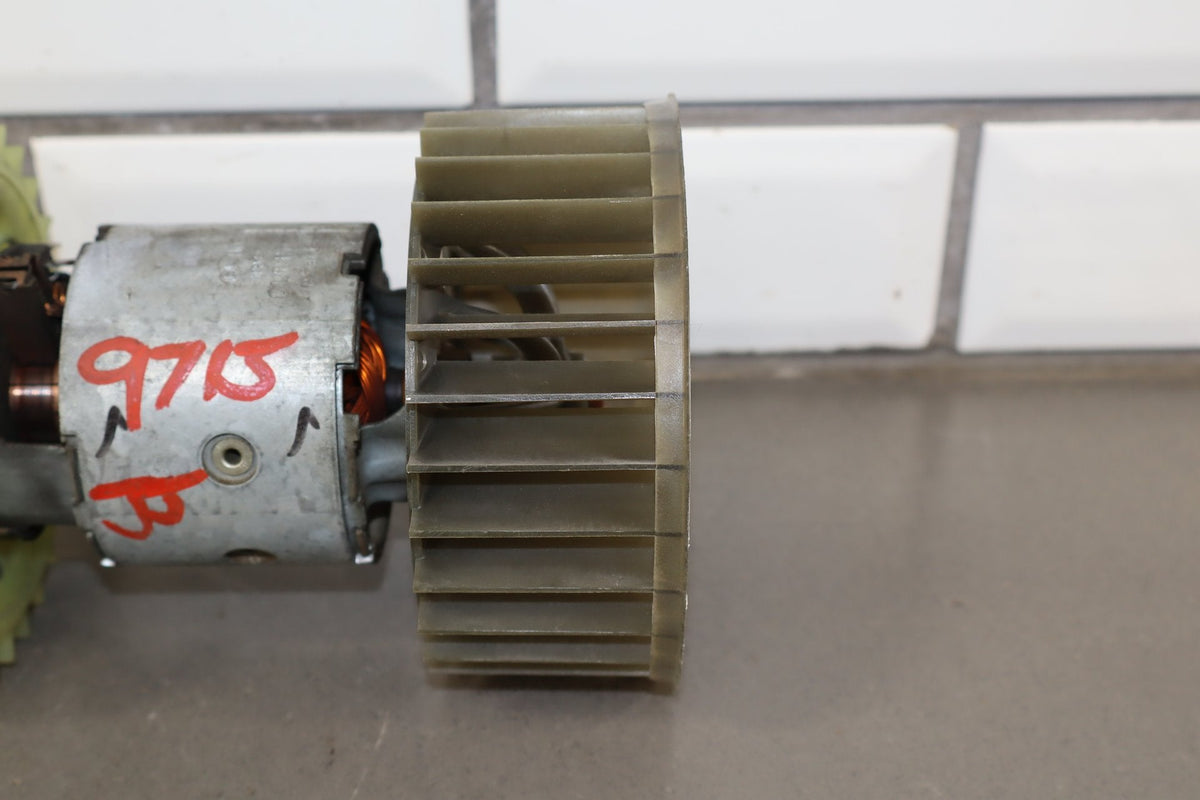 1996-2000 BMW Z3 E36/7 Blower Motor 64-11-1-370-930