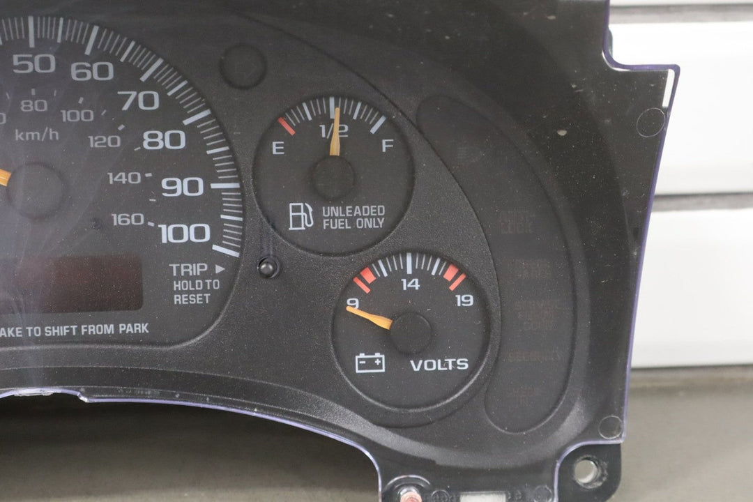 1996 - 2000 GMC Savana Speedometer 94894 Miles
