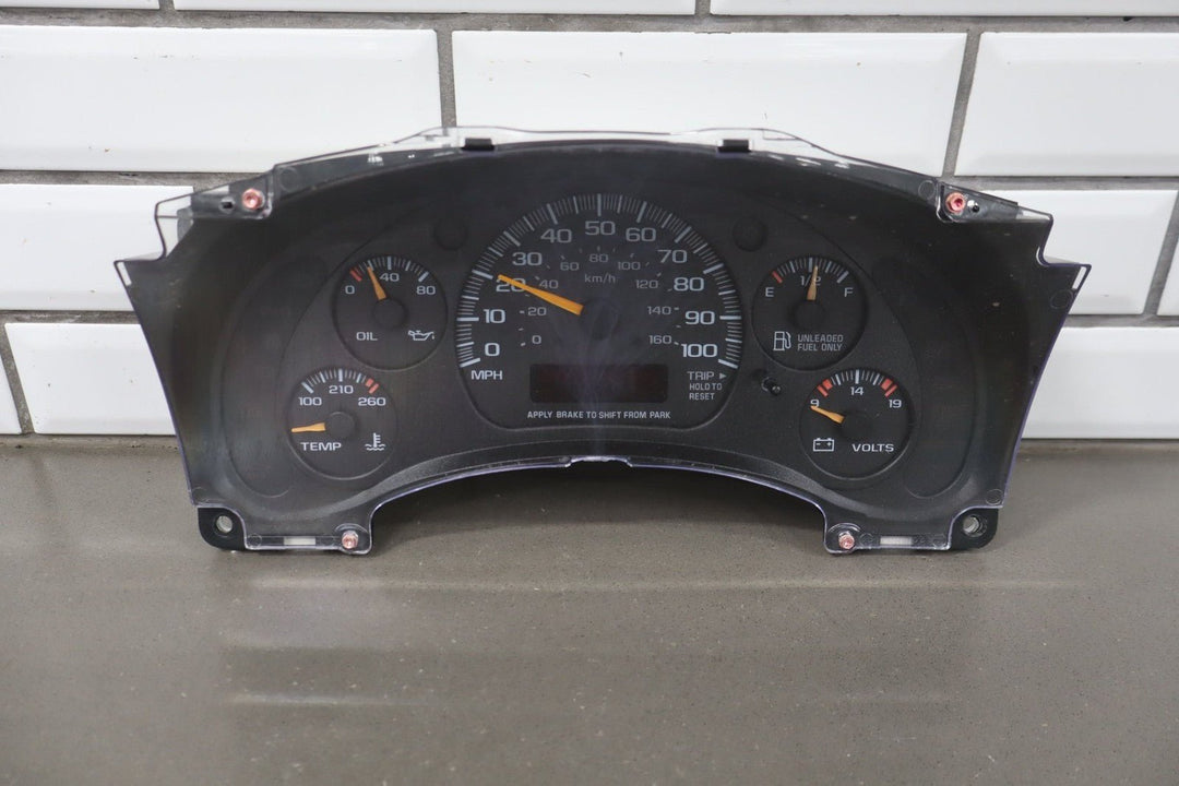 1996 - 2000 GMC Savana Speedometer 94894 Miles