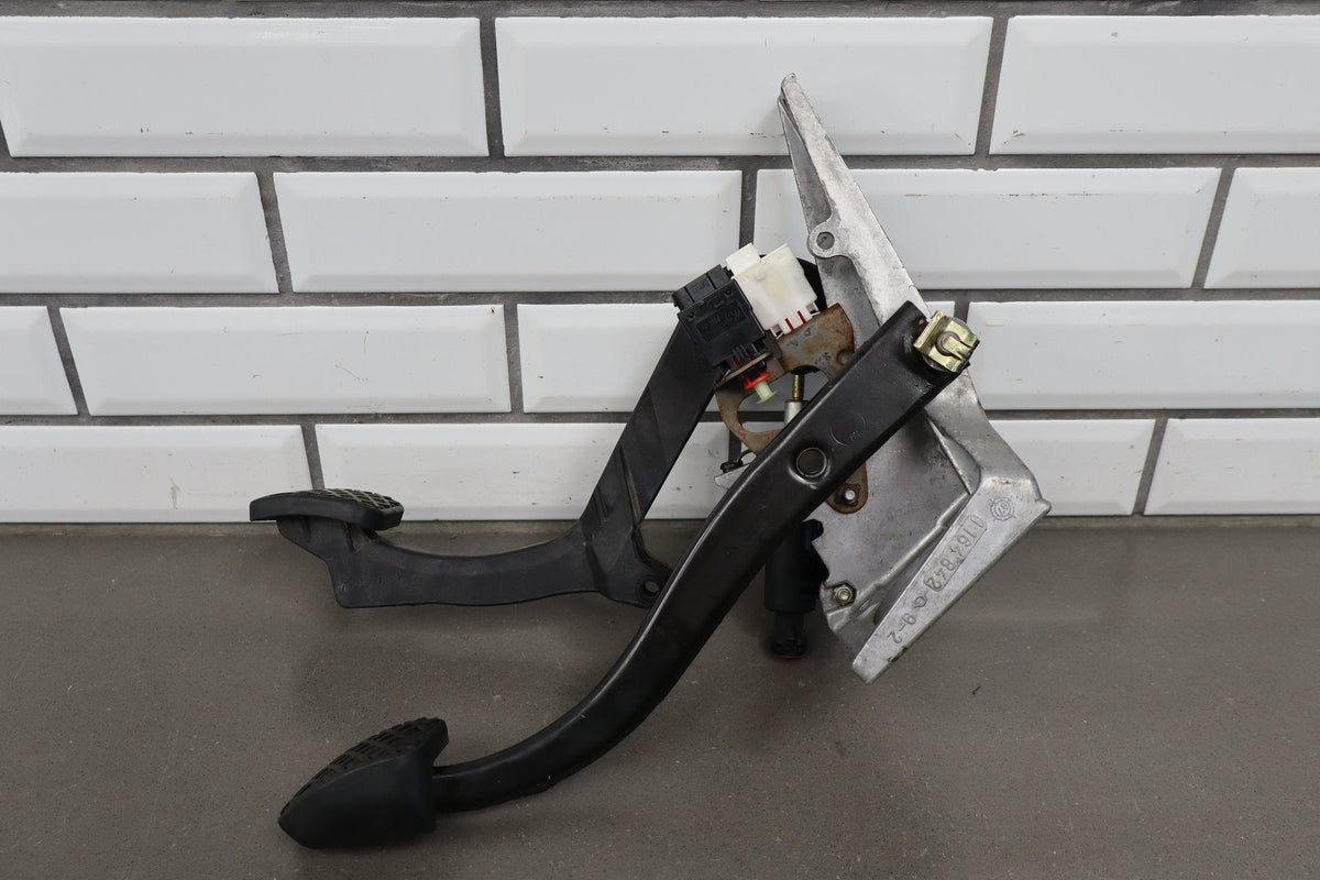 1996-2002 BMW Z3 E36/7 Manual Transmission Clutch Brake Pedals OEM