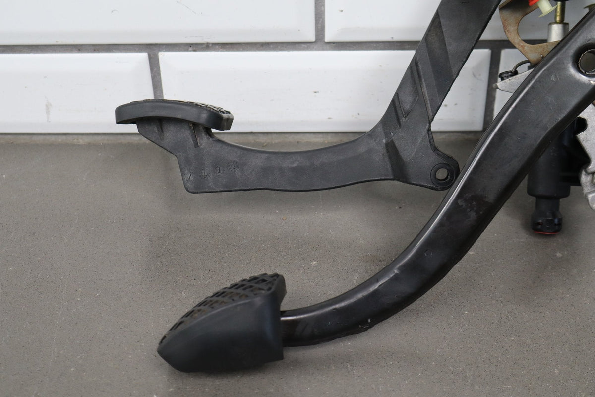 1996-2002 BMW Z3 E36/7 Manual Transmission Clutch Brake Pedals OEM