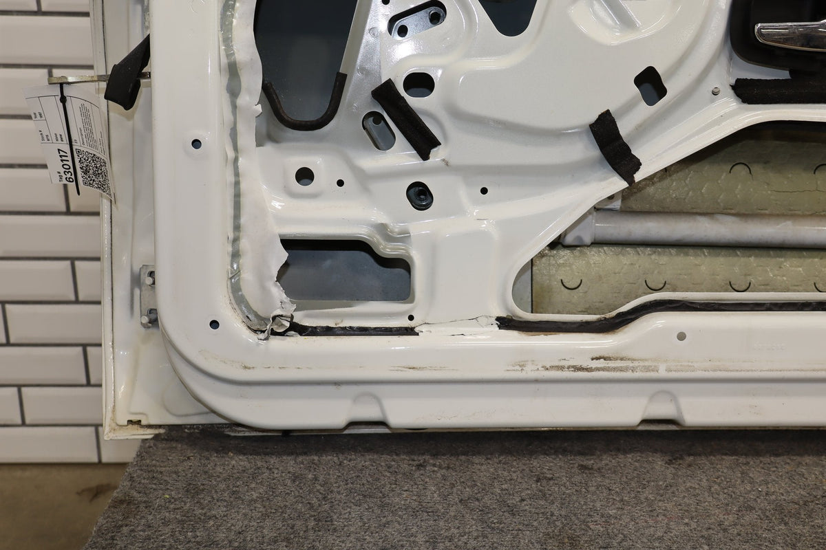 1996-2002 BMW Z3 M Coupe Right Front Door White