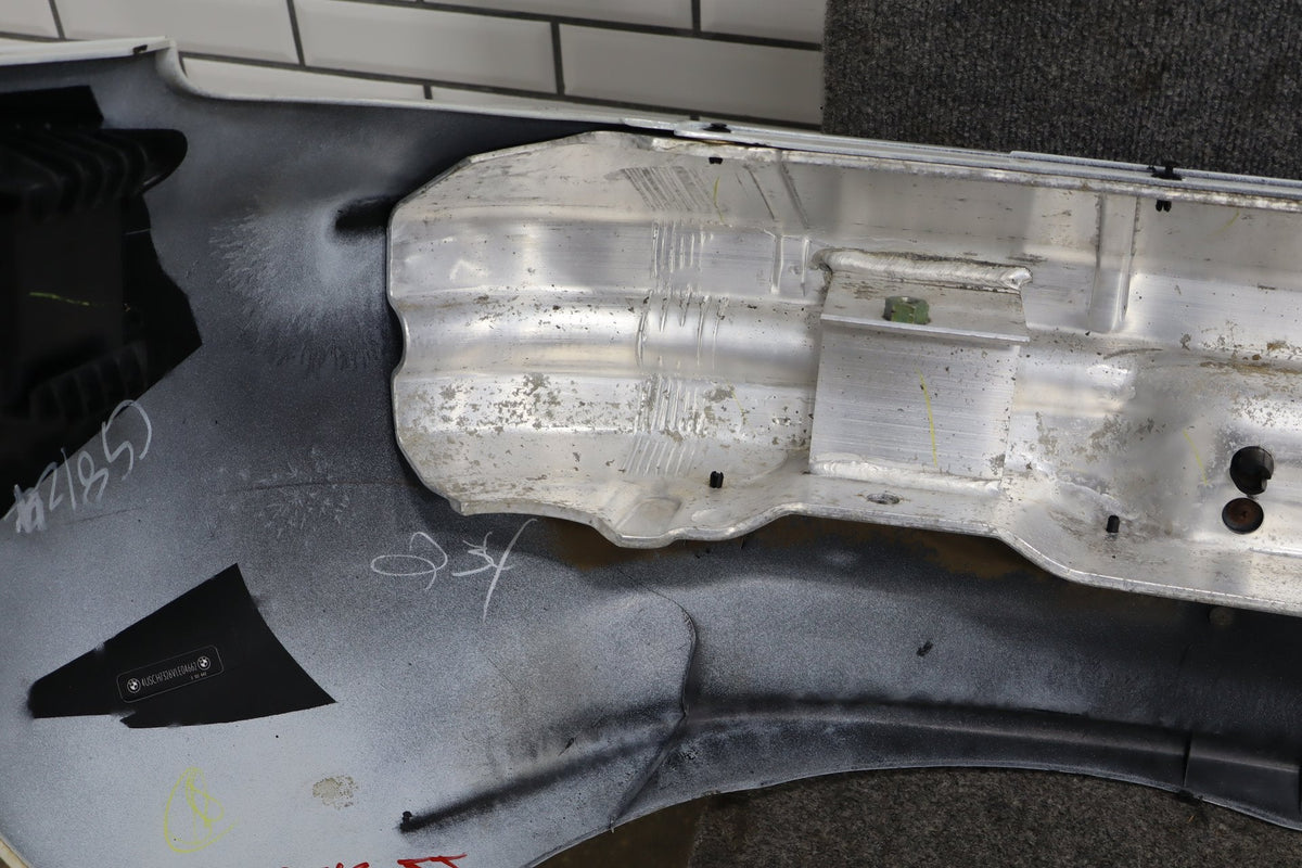 1996-2002 BMW Z3 Rear Bumper White 51120307537