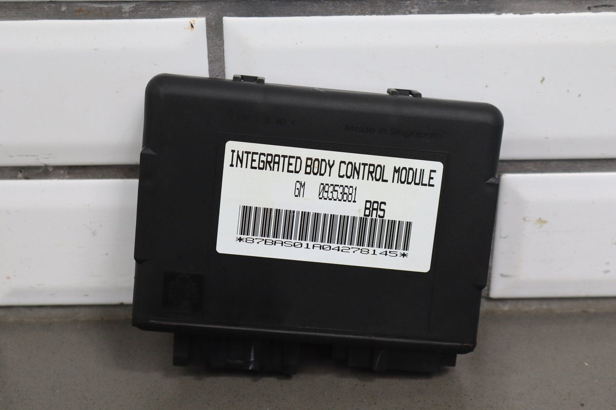 1996-2002 Chevrolet Camaro Body Control Module 09353681
