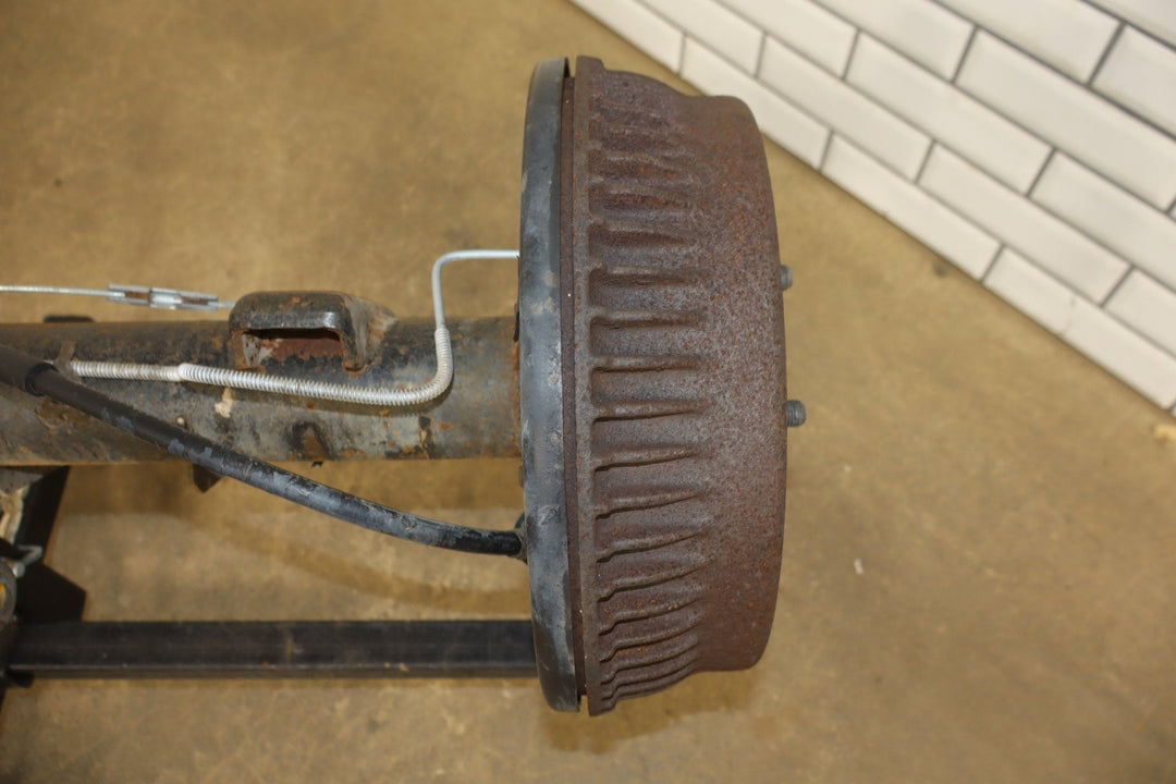1996 - 2002 GMC Savana Chevrolet Express 1500 3.42 Rear Axle Assembly OEM