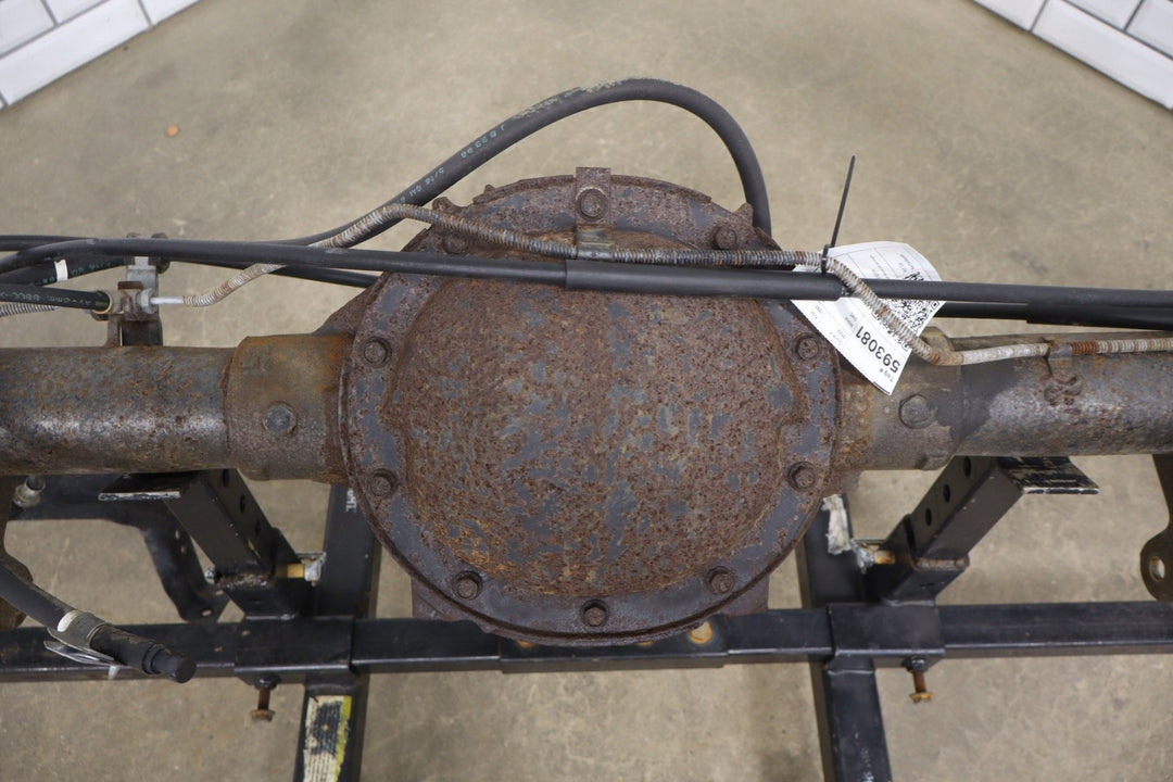 1996 - 2002 GMC Savana Chevrolet Express 1500 3.42 Rear Axle Assembly OEM