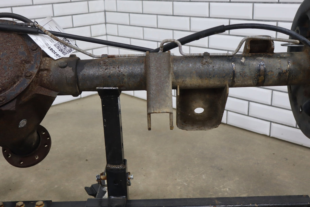 1996 - 2002 GMC Savana Chevrolet Express 1500 3.42 Rear Axle Assembly OEM