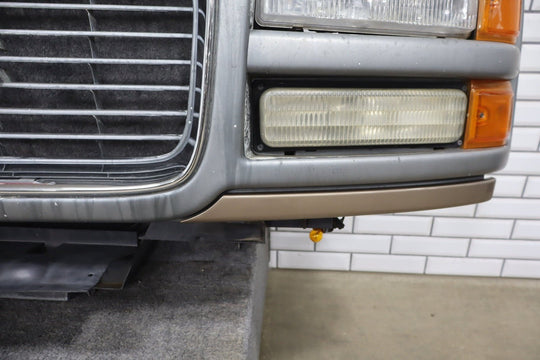 1996 - 2002 GMC Savana Front Composite Headlight Grille OEM Kit