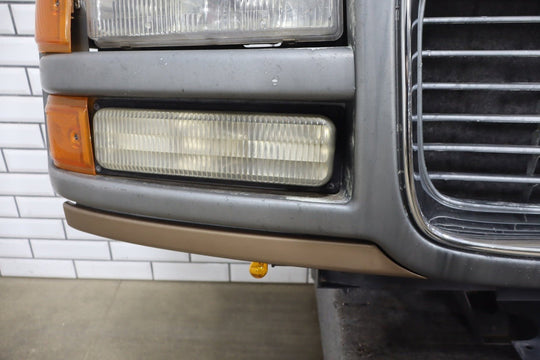 1996 - 2002 GMC Savana Front Composite Headlight Grille OEM Kit