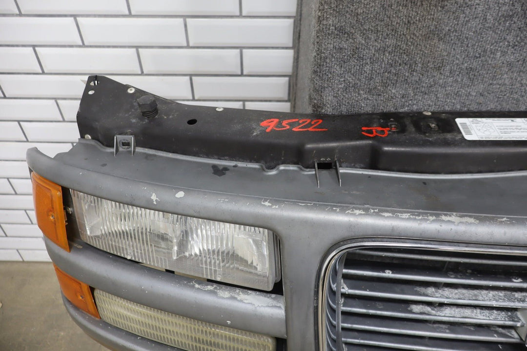 1996 - 2002 GMC Savana Front Composite Headlight Grille OEM Kit