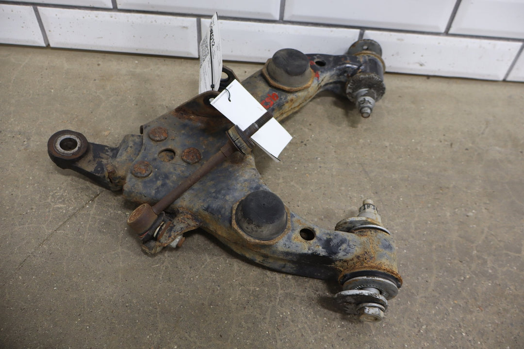 1996 - 2002 Toyota 4Runner Tacoma 4x4 Driver Left Front Suspension Knee