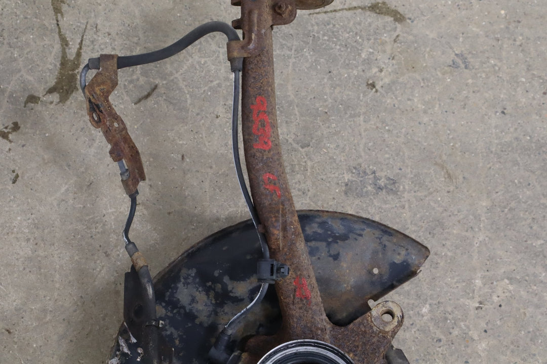 1996 - 2002 Toyota 4Runner Tacoma 4x4 Driver Left Front Suspension Knee