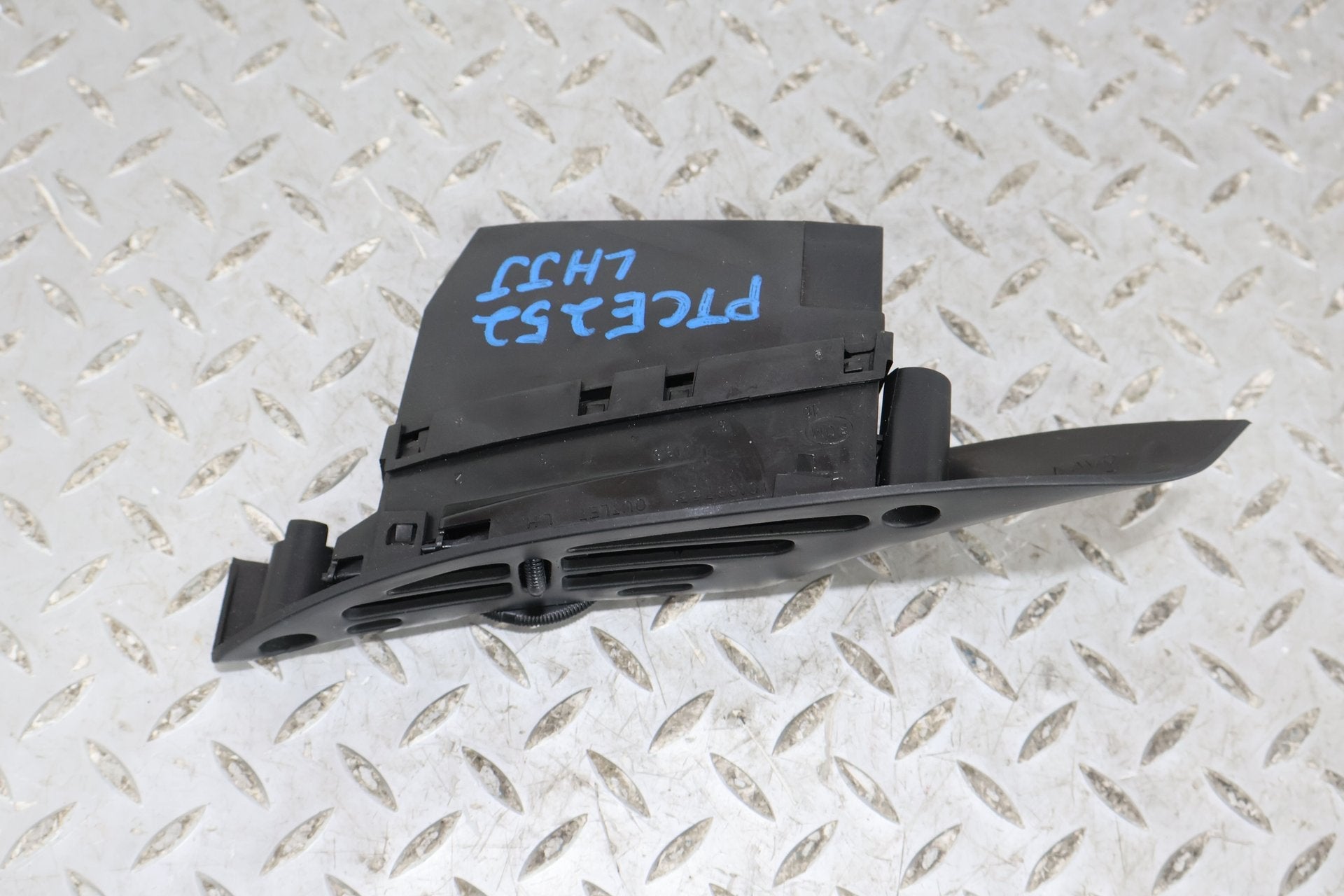 1996 Chevrolet Corvette- Dash Vent