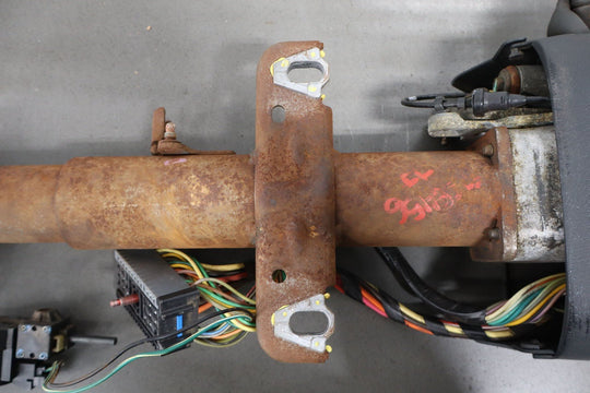 1996 Chevy Silverado C3500 Tilt Steering Column with Key/Switches GMT400 OBS