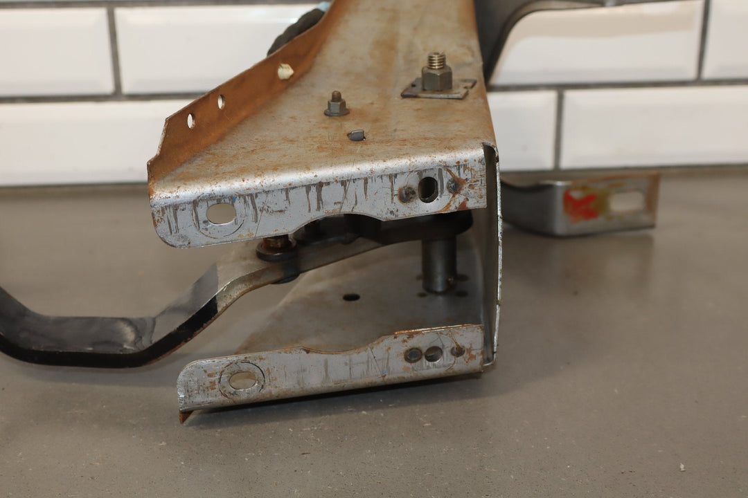 1996 Dodge Dakota Automatic Transmission Brake & Throttle Pedals OEM