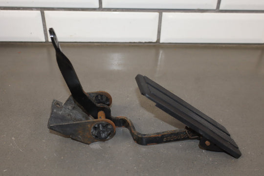 1996 Dodge Dakota Automatic Transmission Brake & Throttle Pedals OEM
