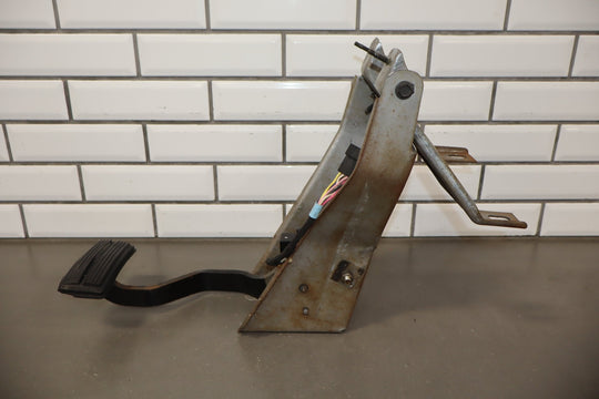 1996 Dodge Dakota Automatic Transmission Brake & Throttle Pedals OEM