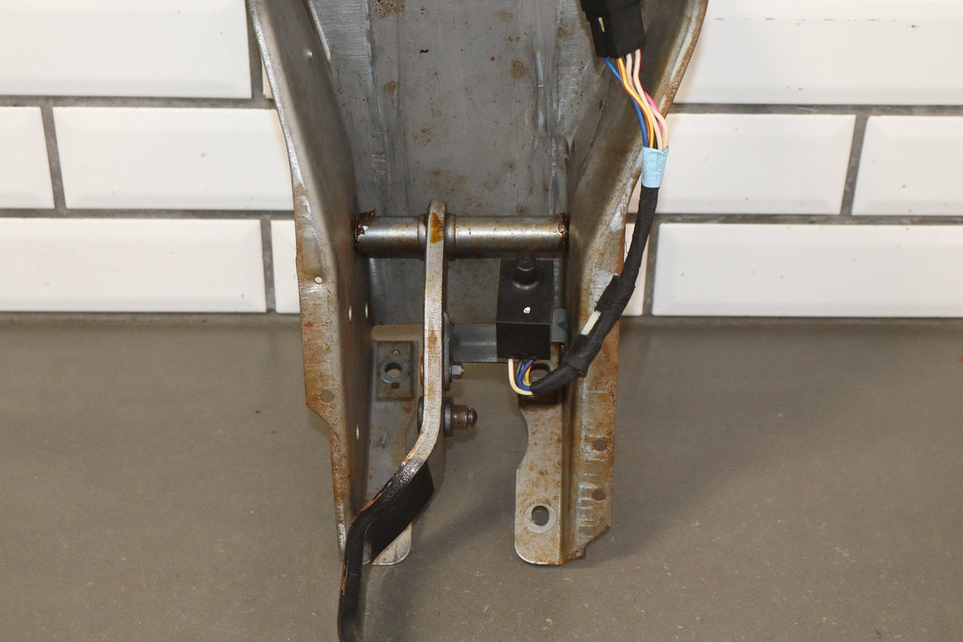 1996 Dodge Dakota Automatic Transmission Brake & Throttle Pedals OEM