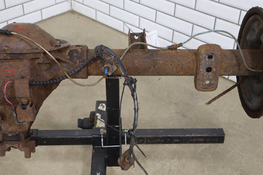 1996 Dodge Dakota Rear Axle Assembly 3.21 4x4 OEM
