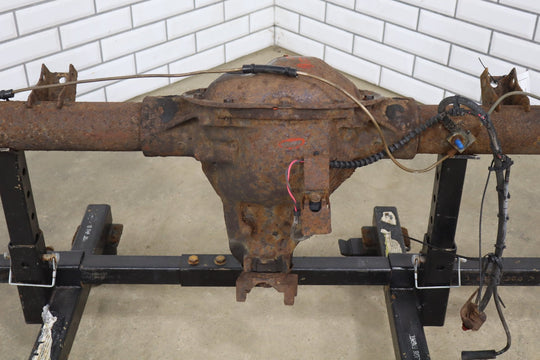 1996 Dodge Dakota Rear Axle Assembly 3.21 4x4 OEM
