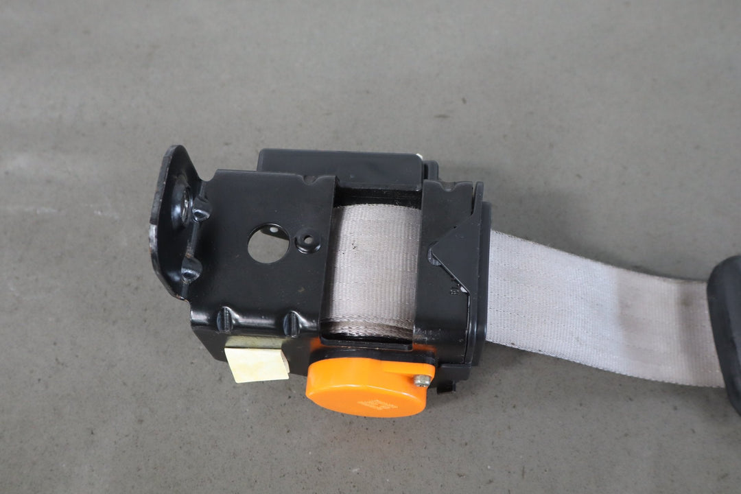 1996 Dodge Dakota SLT Right Front Seat Belt Grey