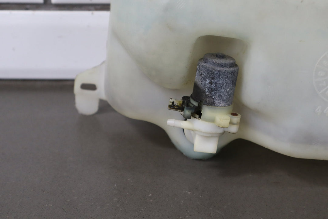 1996 Dodge Dakota Washer Bottle OEM