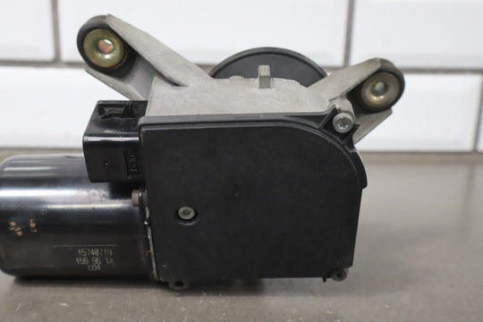1996 GMC Suburban Front Wiper Motor 15740719 OEM