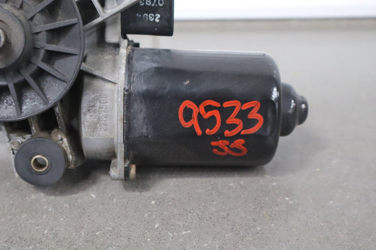 1996 GMC Suburban Front Wiper Motor 15740719 OEM