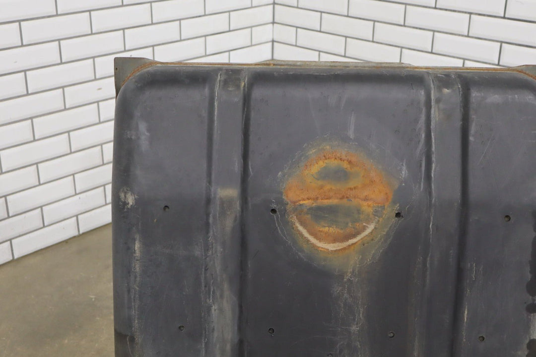 1996 GMC Suburban GMT400 7.4L 454 42 Gallon Fuel Tank OEM
