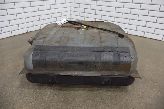 1996 GMC Suburban GMT400 7.4L 454 42 Gallon Fuel Tank OEM