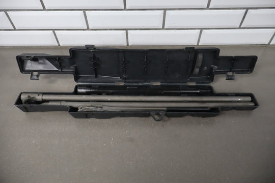 1996 GMC Suburban GMT400 Emergency Roadside Jack OEM