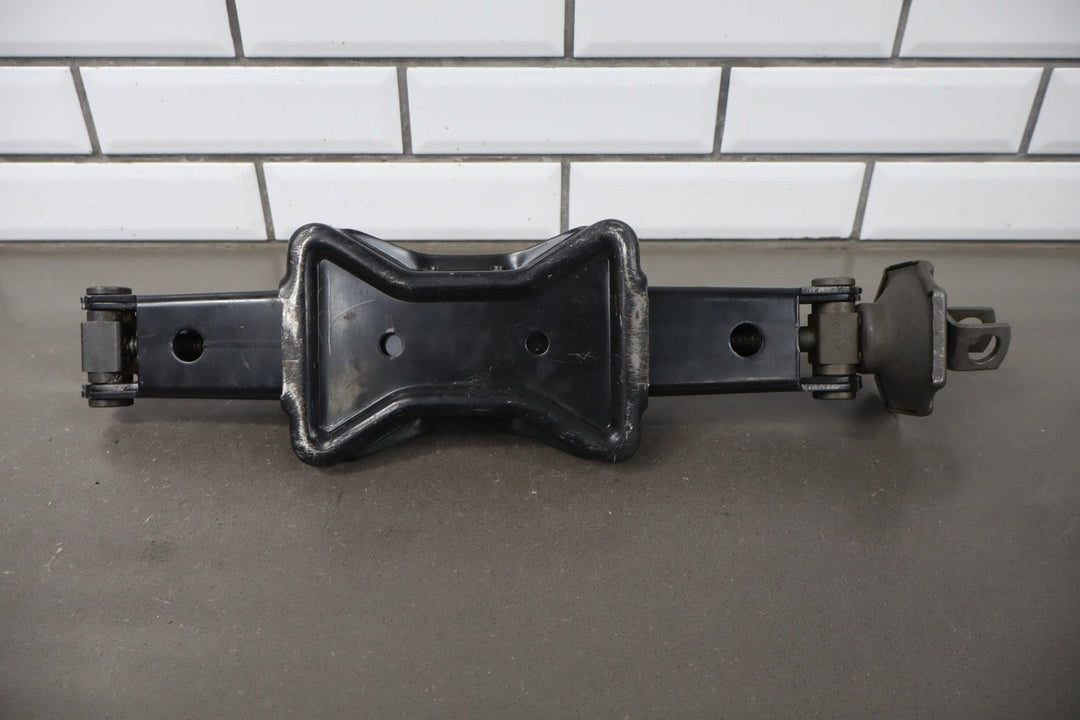 1996 GMC Suburban GMT400 Emergency Roadside Jack OEM