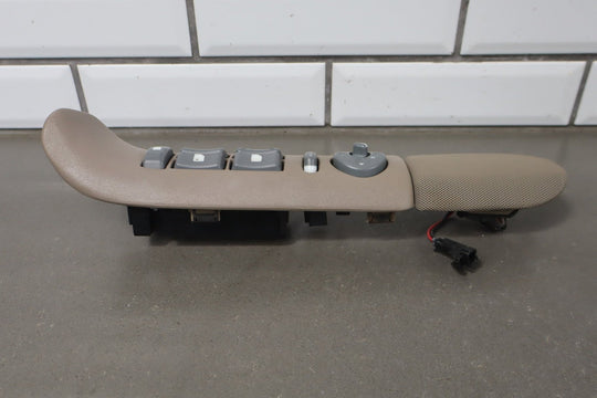 1996 GMC Suburban GMT400 Left Front Window Switch 15724555 OEM