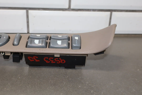 1996 GMC Suburban GMT400 Left Front Window Switch 15724555 OEM