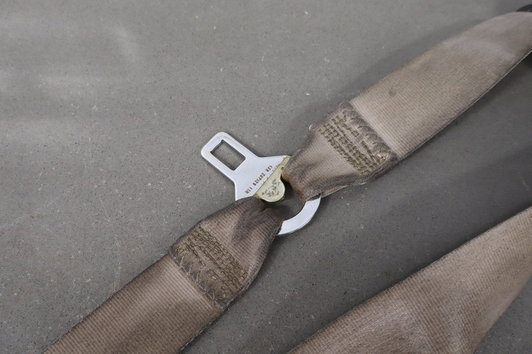 1996 GMC Suburban Left Front Seat Belt Neutral 52