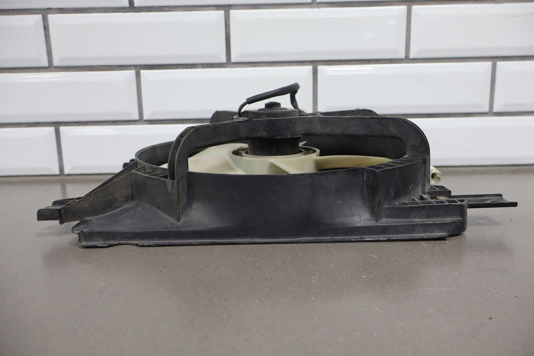 1996 Mazda MX - 5 Miata Condenser Cooling Fan NA0161710