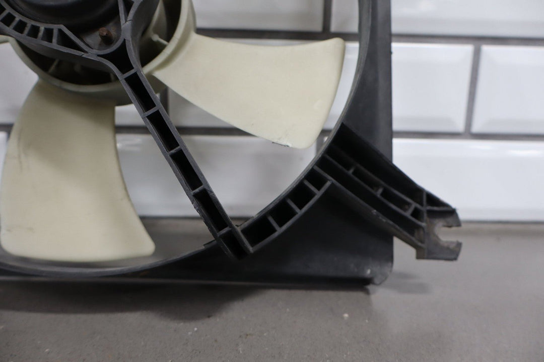 1996 Mazda MX - 5 Miata Condenser Cooling Fan NA0161710