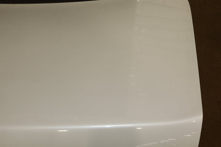 1996 Toyota Crown Decklid Trunk White 2BK OEM JZS151 Dent Center