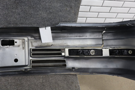 1996 Toyota Crown Front Bumper White 2BK OEM JZS151 Crack RH Corner