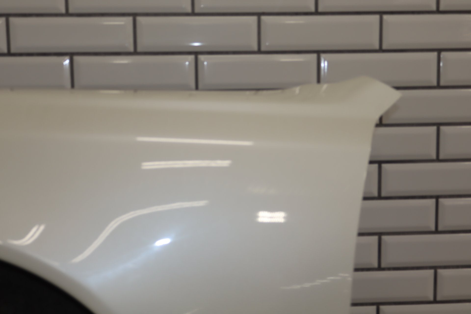 1996 Toyota Crown Left Fender White 2BK OEM JZS151 w Molding