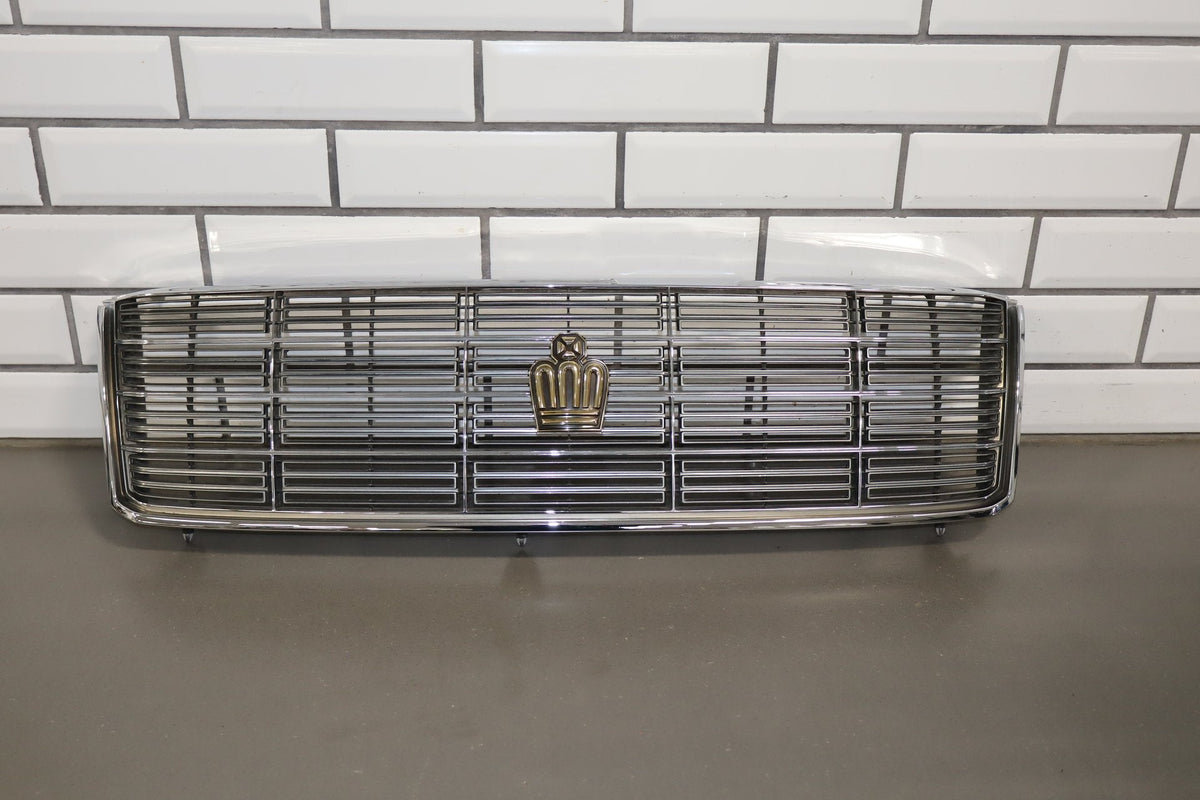 1996 Toyota Crown Royal Grille Chrome Gold Emblem OEM JZS151 JDM