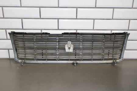 1996 Toyota Crown Royal Grille Chrome Gold Emblem OEM JZS151 JDM