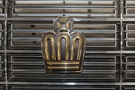 1996 Toyota Crown Royal Grille Chrome Gold Emblem OEM JZS151 JDM