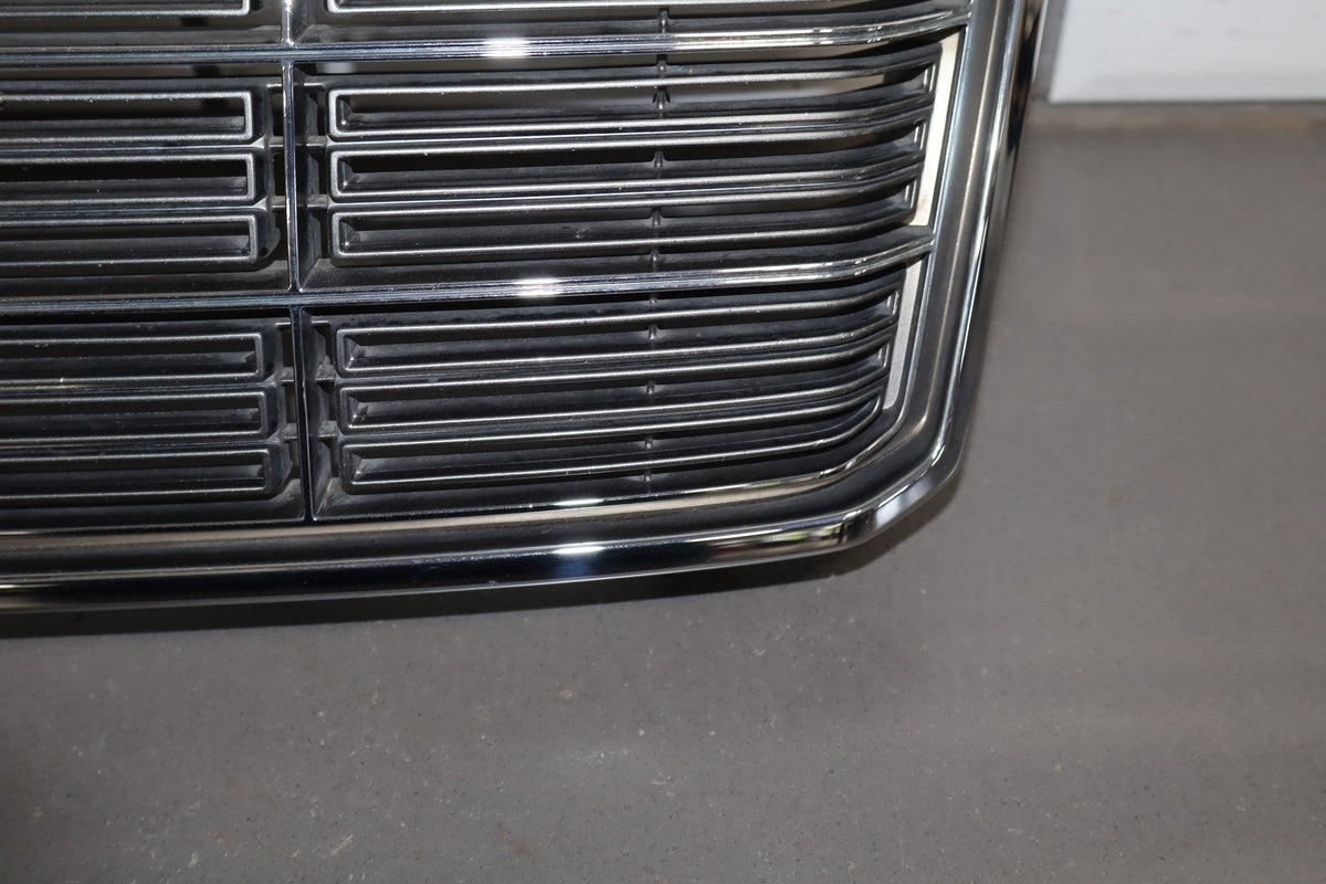 1996 Toyota Crown Royal Grille Chrome Gold Emblem OEM JZS151 JDM